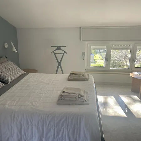 Con Vista Giardino E Piscina Bed & Breakfast