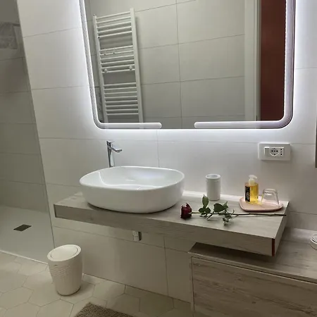 Bed and breakfast Con Vista Giardino E Piscina 3*