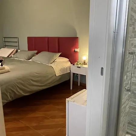 Con Vista Giardino E Piscina Bed & Breakfast