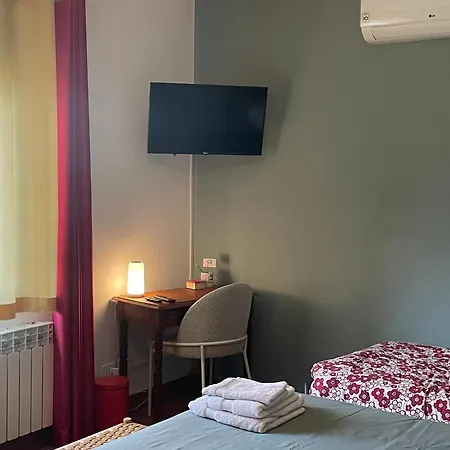 Con Vista Giardino E Piscina Bed & Breakfast