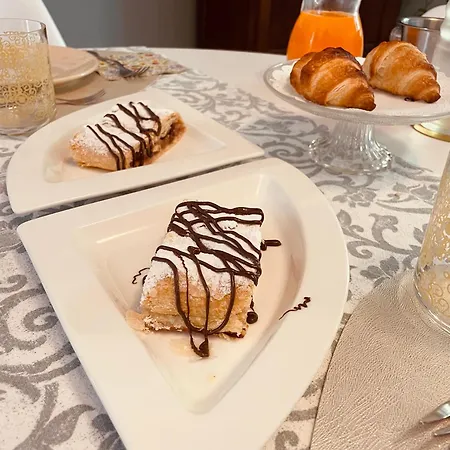 Bed & Breakfast Con Vista Giardino E Piscina