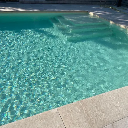 Con Vista Giardino E Piscina Bed and breakfast