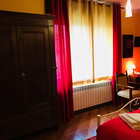 L'albero Maestro Oda ve Kahvaltı 4*