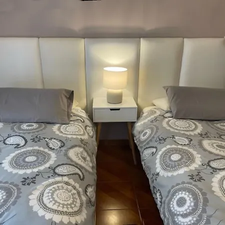 L'albero Maestro Bed and Breakfast Borgofranco d'Ivrea